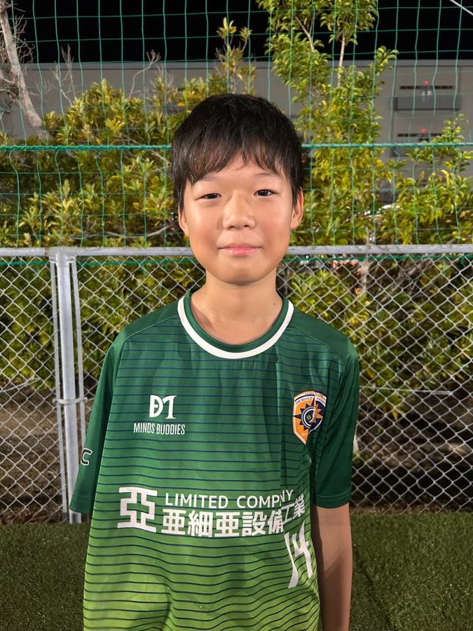 東房悠真